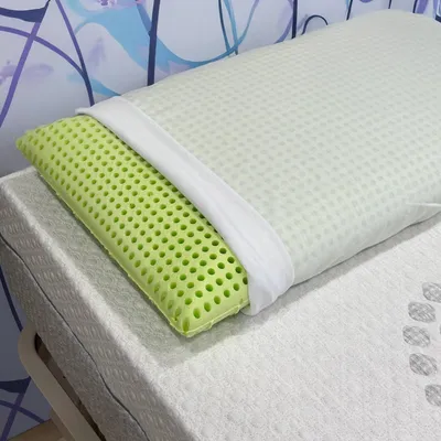 Produktbild von Talamo Italia 2er-Set Kissen für das Bett, 100% Italy, Abnehmbares Seifen-Kissen aus perforiertem Memory-Schaum, hypoallergen und atmungsaktiv, 70x40xh16 cm