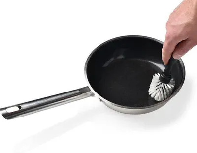 Zdjęcie produktu dla Szczotka do mycia naczyń - okrągły kształt - wykonana z ekologicznego plastiku - ergonomiczny uchwyt