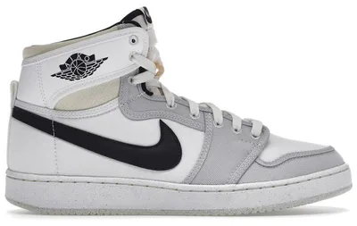 Image de Jordan 1 Retro AJKO, coloris blanc, noir et gris "Fog" - pointure EU 38.5