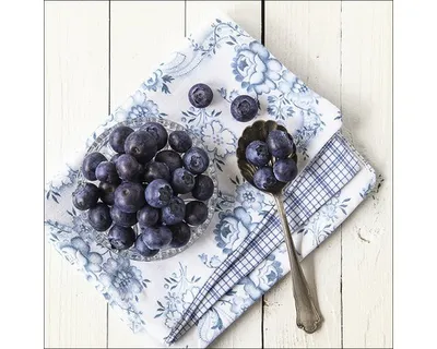 Produktbild von Glasbild Blueberries I 20x20 cm