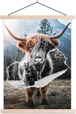 Produktbild von MuchoWow® Textilposter Schottisches Hochlandrind - Tiere - Schwarz - Weiß 40x53 cm mit holzfarbenen Rahmen - Schlafzimmer