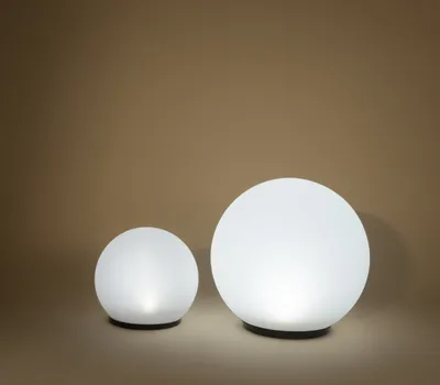 Produktbild von esotec Solarkugel für den Garten 2er SET multicolor wetterfest 102613