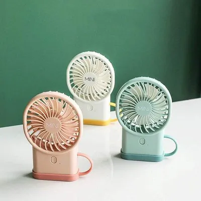Immagine prodotto di Piccolo ventilatore USB rosa – Miniventilatore a batteria
