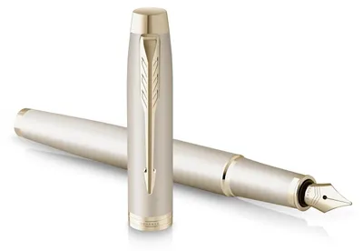 Productafbeelding van Parker IM Monochrome vulpen - Blauwe inkt - Champagnekleurige afwerking en details - Fijne punt - Geschenkdoos