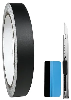Image de Ruban adhésif vinyle, finition mate, noir, avec système de canaux d'air, dimensions 1,3 cm x 900 cm, incluant les outils de montage