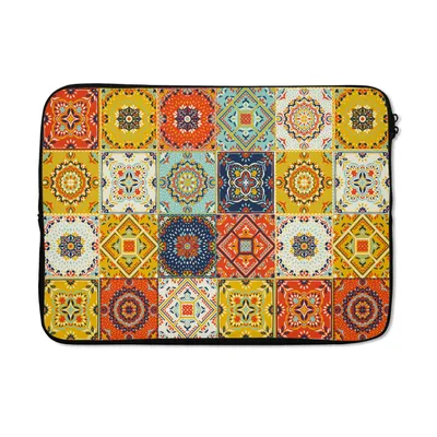 Produktbild von MuchoWow® Laptop Hülle 13 Zoll Vintage - Blumen - Muster - Weiß - Orange Laptoptasche - Laptophülle - Sleeve - Rundumschutz