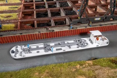 Produktbild von Faller H0 131017 Tankschiff Bausatz