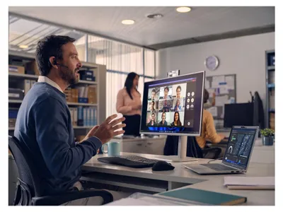 Immagine prodotto di HP E02D2ET, Intel Core i7, schermo da 35,6 cm (14"), risoluzione 1920 x 1200 pixel, 32 GB di RAM, 1 TB di storage, sistema operativo Windows 11 Pro