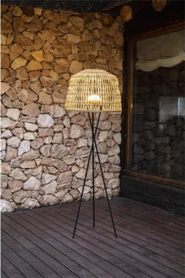 Zdjęcie produktu dla Bezprzewodowa lampa stojąca Amalfi 145, akumulatorowa, do użytku wewnątrz i na zewnątrz, kolor czarny, wykończenie naturalne