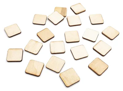 Produktbild von Vintageparts quadratische Holzplätzchen 20mm naturfarben abgerundet lasergeschnitten 20 Stück