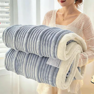 Produktbild von Superweiche Sherpa Fleece Decke für Gemütlichkeit