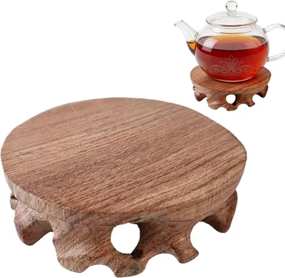 Produktbild von Retro-Holzpodest als Dekorationsständer