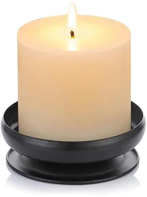 Zdjęcie produktu dla Podstawa na świece Ibenzoa® wykonana z żelaza z otworem na świecę – matowa, średnica 10 cm x wysokość 3,5 cm, wewnętrzna średnica 7 cm, otwór na świecę 1 cm, 1 sztuka, nowoczesna podstawa na świece stołowe