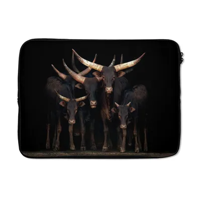 Produktbild von MuchoWow® Laptop Hülle 14 ZollKühe - Watussi - Schwarz Laptoptasche - Laptoptasche - Stoßsicher - Schutzhaube