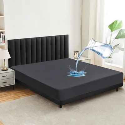Imagen del producto de Ibenzoa®: Protector de colchón impermeable y transpirable de microfibra. Protege contra líquidos, sudor y ácaros. Disponible en tamaños de 90x200 a 200x200, hasta 30 cm de altura. Lavable a 40-60 °C