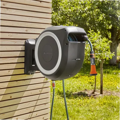Image de Dévidoir automatique mural jardin 30 m Gardena