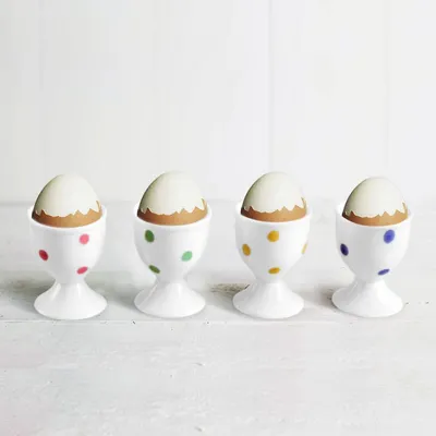 Immagine prodotto di Portauova in Vetroceramica, decorati con puntini, set da 4, ideali per la colazione e per Pasqua