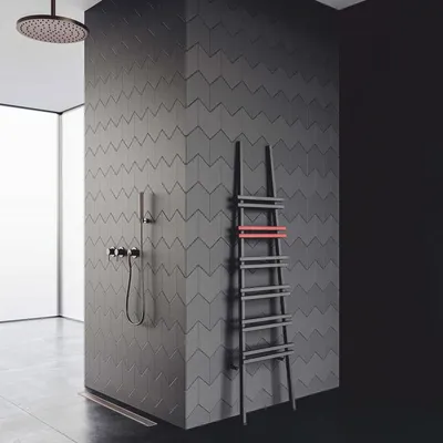 Produktbild von Casa Padrino Luxus Handtuchwärmer Grau / Rot H. 200 cm - Badezimmer Zubehör