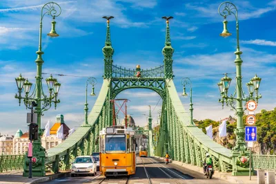 Produktbild von Muralo Fototapete Architektur 315 (B) x 210 (H) cm Vliestapete Wand Tapete Budapest Brücke Himmel Wohnzimmer Schlafzimmer moderne Wandbild Abstraktion Wand Dekoration