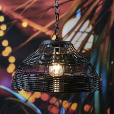 Produktbild von LED Solar Hängeleuchte - Lampenschirm in Korboptik - warmweiße LED - D: 37cm - Lichtsensor - schwarz