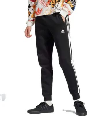 Produktbild von Adidas Errores de Talla IU2353 in Black color size small