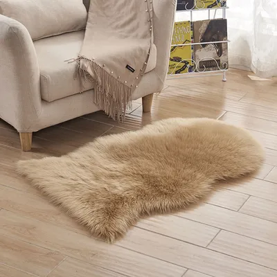 Zdjęcie produktu dla Dywan z wysokim włosiem 40x60cm dywan ze sztucznego futra do prania o długości 6 cm miękka mata na krzesła kanapa sofa salon sypialnia, khaki