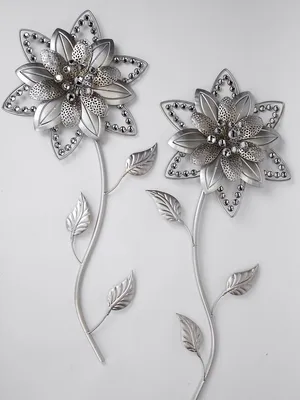Produktbild von Formano Wanddeko Blume aus Metall, 70 cm, Silber - Champagner, Blume im Bild links