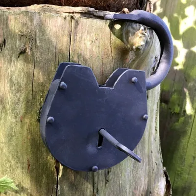 Produktbild von Antikes Gartentor Schloss Kastenmöbel - Schlösser Bügelschloss Vorhängeschloss
