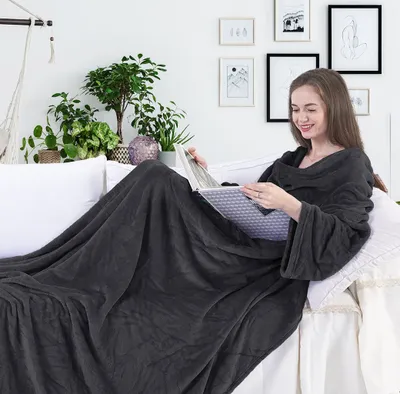 Produktbild von Ärmeldecke Lazy - Microfaser TV Blanket mit integrierten Ärmeln, Farbe:Charcoal, Größe:150 x 180 cm