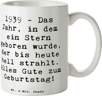 Produktbild von Mr. & Mrs. Panda Tasse Spruch 1939 Geburtstag - Weiß - Geschenk, kaffeebecher keramik, Geburtstagsgeschenk, herzlichen Geburtstagswunsch, Erinnerung, Pott, Alles Gute zum