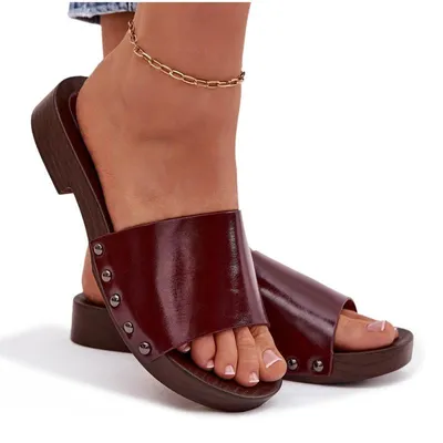 Produktbild von Damen Schnürpantolette mit Schnallen auf flacher Sohle Bordeaux Brinalle 39