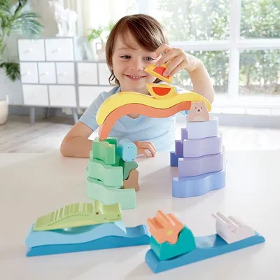 Produktbild von Hape Stapelblöcke Natur Holzspielzeug mit Tieren und Szenen