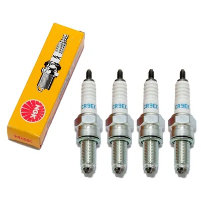 Zdjęcie produktu dla Zestaw świec zapłonowych NGK 4x CR9EK świeca zapłonowa z tłumieniem zakłóceń, długość 19,0 mm gwint Ø 10,0 mm 2-masowa elektroda, 4548 / 5600 kompatybilna z
