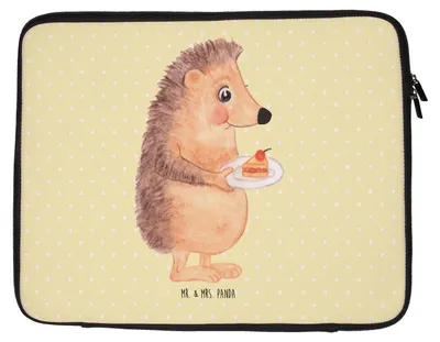 Produktbild von Mr. & Mrs. Panda Laptop Tasche Igel Kuchenstück 33 x 42 cm - Gelb Pastell - Geschenk, Notebook Hülle, Kuchen Backen, Lustige Sprüche, Laptophülle, Torte, Laptoptasche