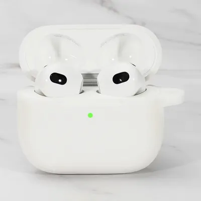 Produktbild von Silikonhülle passend für AirPods 4 - AirPods-Hülle - Silikonhülle - Schutzhülle für AirPods-Hülle - Kopfhörerhülle - CHPN