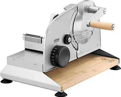 Immagine prodotto di Ritter affettatrice multiuso manuale amano 107001 in metallo pieno con tavola di bambù