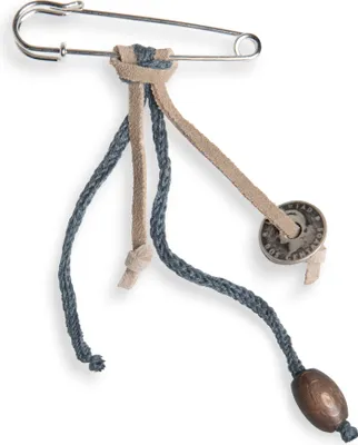 Produktbild von Knit Factory Brosche - Granit