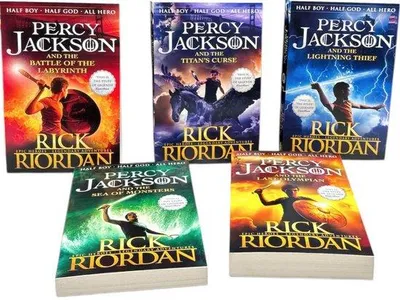Image de Percy Jackson Ultimate Collection Serie – 5‑Bücher‑Boxset von Rick Riordan, Paperback