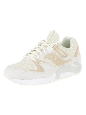 A single Saucony Grid 9000 trainer shoe.