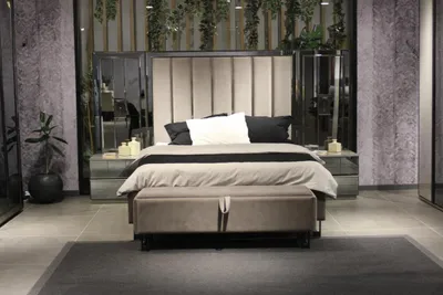 Produktbild von Luxus Schlafzimmer Set Komplettes Zimmer Möbel Bett Nachttisch Schrank Bank