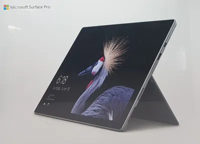 Produktbild von Microsoft Surface Pro Convertible 31,24 cm (12,3 Zoll) Display, Core m3 Prozessor, 4 GB RAM, 128 GB SSD, Intel HD-Grafik 615, Platin