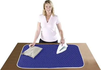 Produktbild von Famanu Dampf-Bügeldecke mit hitzebeständiger Pad - 130 x 65 cm