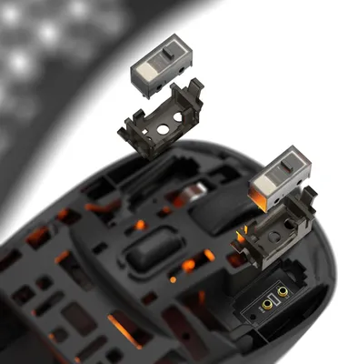 Produktbild von Gaming-Maus ASPIS kabellos RGB Schwarz mit 8 programmierbaren Tasten und 19000 DPI
