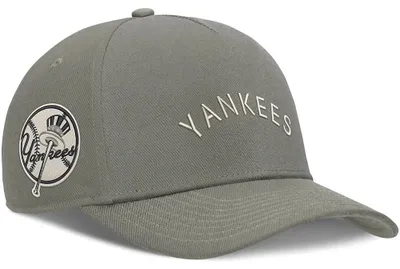 Produktbild von Nike Mlb New York Yankees Dri-fit Rise 5 Panel Adjustable Kappe Grün M-L Grün M-L