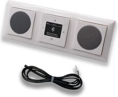 Produktbild von Busch Jäger DAB+ Unterputz Bluetooth Radio Set 8217U-101 inkl. 2x Lautsprecher im 3 fach Rahmen in BALANCE SI Alpinweiß inkl. 0,9m EBROM Wurfantenne 8217U - 8217 U - 8217 U-101