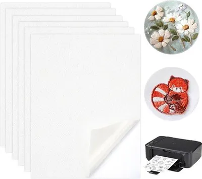 Obrázek produktu pro Samolepicí látkový podklad pro vyšívání – formát A4 – 6 kusů – potisknutelný – rozpustný ve vodě – 21 x 29 cm.