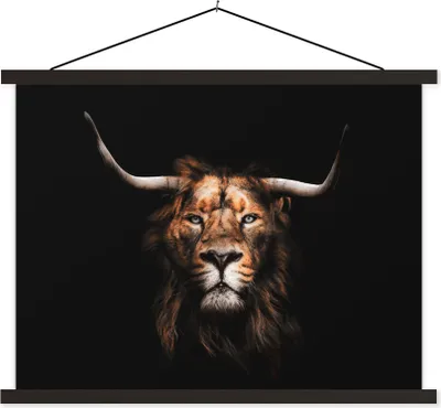 Produktbild von MuchoWow® Textilposter Löwe - Schottisches Hochlandrind - Schwarz 60x45 cm mit schwarzem Rahmen - Poster Schlafzimmer