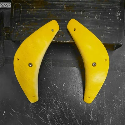 Produktbild von Steilstein 162 Antisoziale Ausraster - Klettergriff-Set (2 Edges/Sloper, Serie VOLL IRRE), Farbe:Wunschfarbe (Anfertigung)