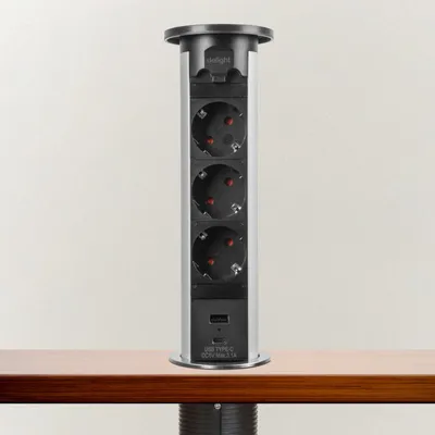 Obrázok produktu pre Motorizovaná vyskakujúca zásuvka – strieborná, trojnásobná s detskou poistkou, 2x USB (3,1 A), 230 V 16 A, 3500 W [20451S]