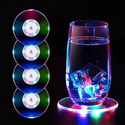 Produktbild von LED-Set für 4 farbenfrohe Getränke-Lighters mit Aus/An-Schalter, wasserdichte Acryl-Untersetzer für Gläser und Flaschen, ideal für Feiern, Hochzeiten, Bars und Pubs
